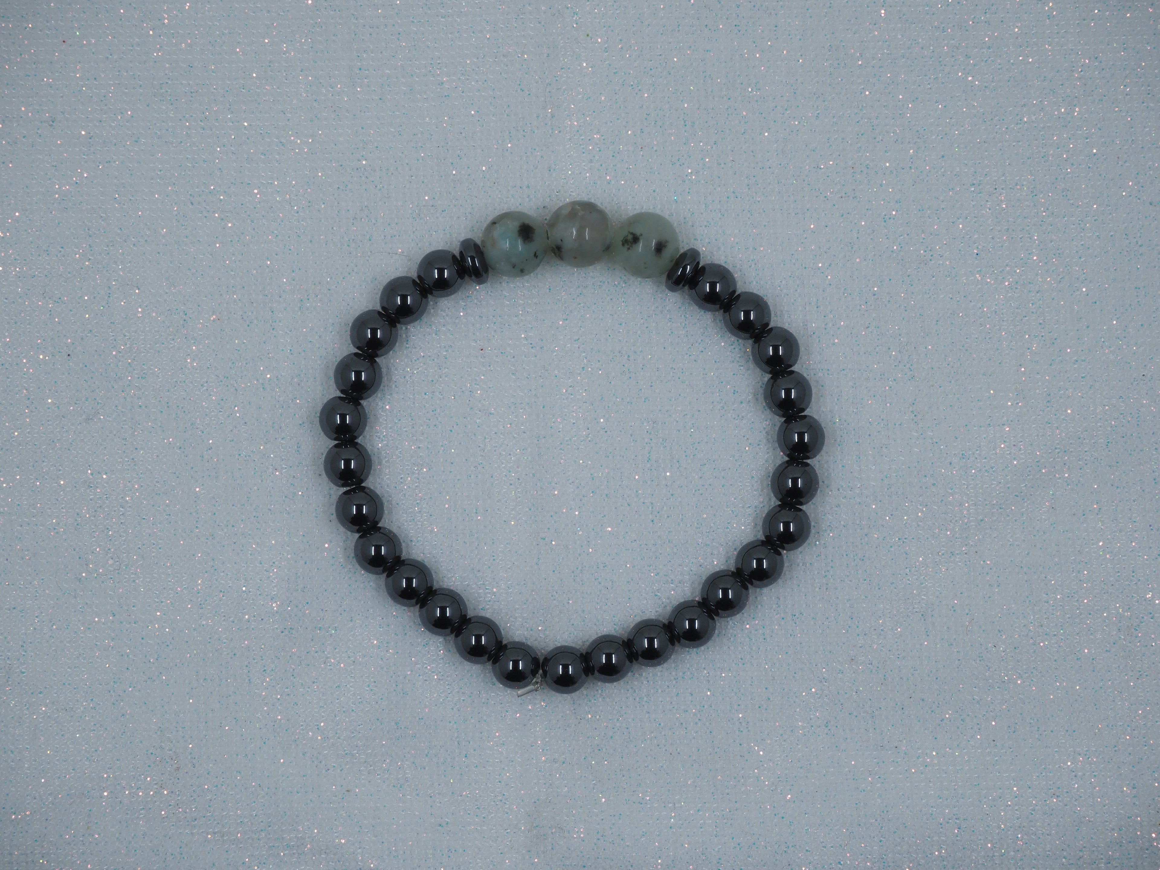 hematite & kiwi stone bracelet